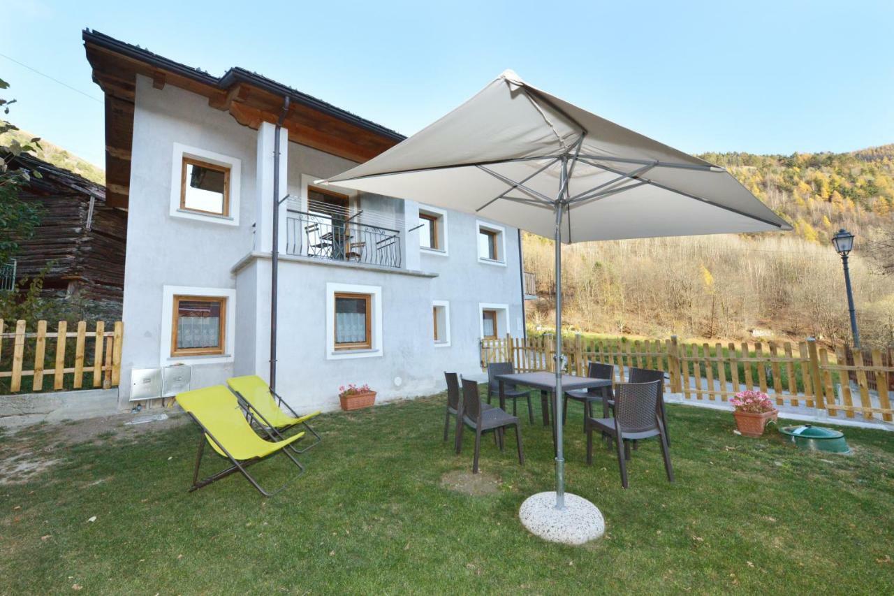 Lo Metcho Dou Bino Apartman Antey-Saint-André Kültér fotó